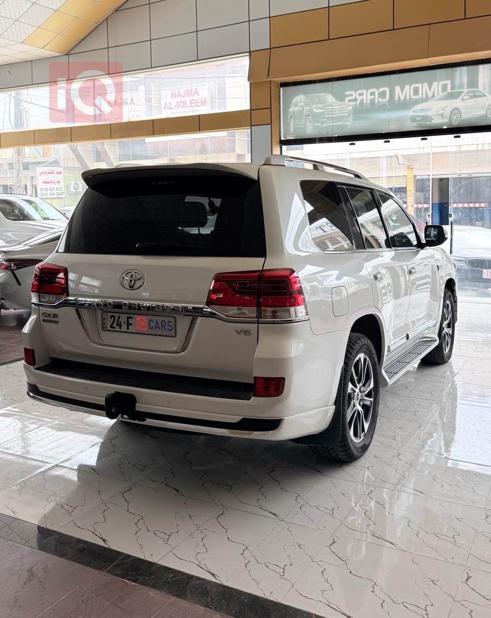 تويوتا لاندكروزر